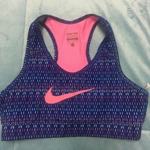 Nike sports bra (Youth/Kids)
